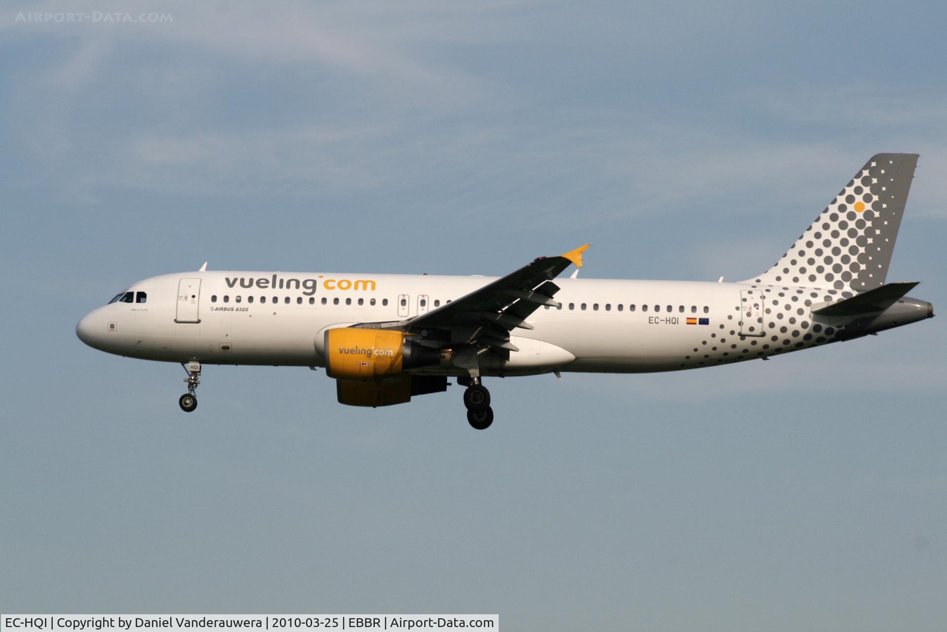EC-HQI, 2001 Airbus A320-214 C/N 1396, Arrival of flight VY8920 to RWY 25L