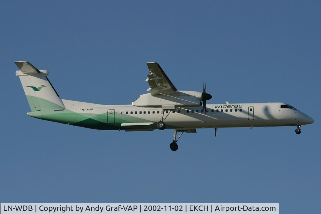 LN-WDB, 2002 De Havilland Canada DHC-8-402Q Dash 8 C/N 4070, Wideroe DHC 8-400