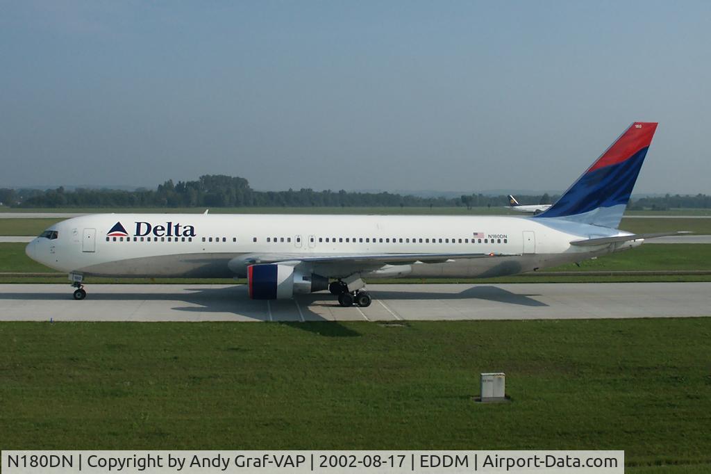 N180DN, 1992 Boeing 767-332 C/N 25985, Delta Airlines 767-300