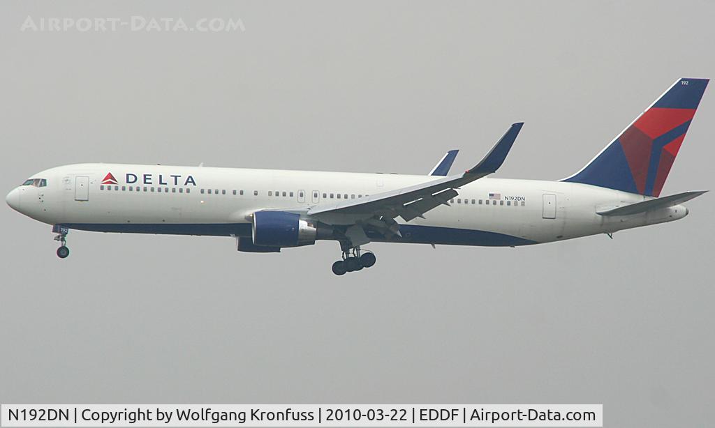N192DN, 1997 Boeing 767-332 C/N 28449, Delta