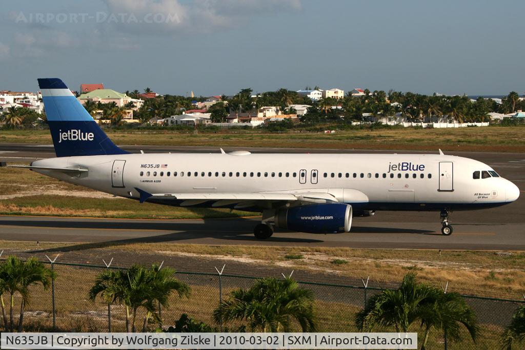 N635JB, 2006 Airbus A320-232 C/N 2725, visitor
