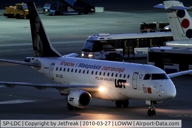 SP-LDC, 2004 Embraer 170ST (ERJ-170-100ST) C/N 17000025, LOT Polish Airlines 2004 Embraer ERJ-170-100ST, c/n: 17000025 ; Krakow special paint scheme taxiing