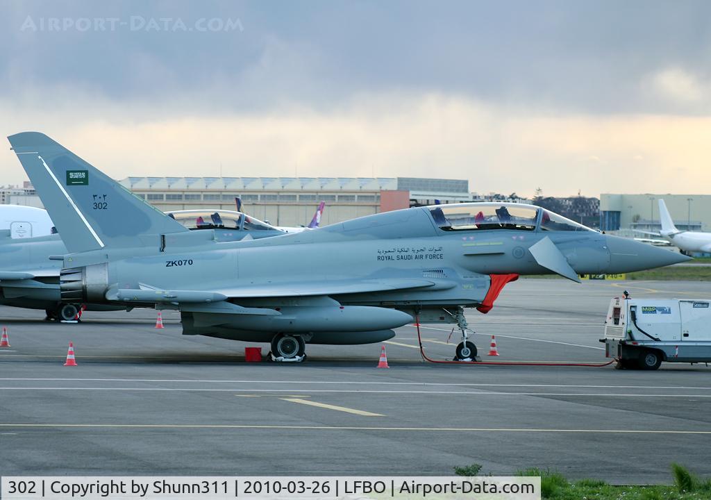302, 2009 Eurofighter EF-2000 Typhoon T C/N CT002/BT019/235, Second bi-seater for RSAF