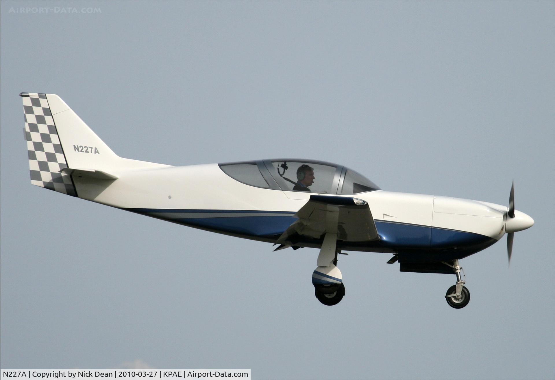 N227A, 2004 Stoddard-Hamilton Glasair Super II RG C/N 2243, KPAE