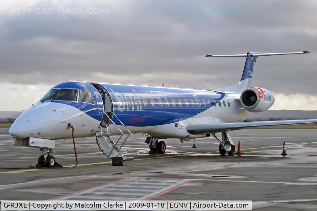 G-RJXE, 2000 Embraer EMB-145EP (ERJ-145EP) C/N 145245, Embraer EMB-145EP at Durham Tees Valley Airport in 2009.