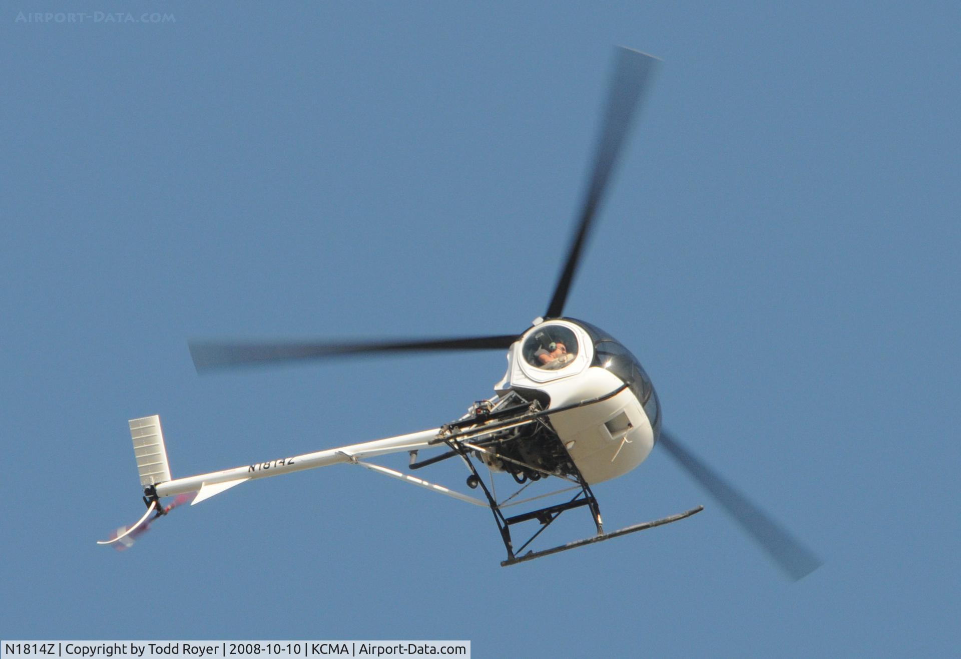 N1814Z, 2007 Schweizer 269C-1 C/N 0304, From the backyard
