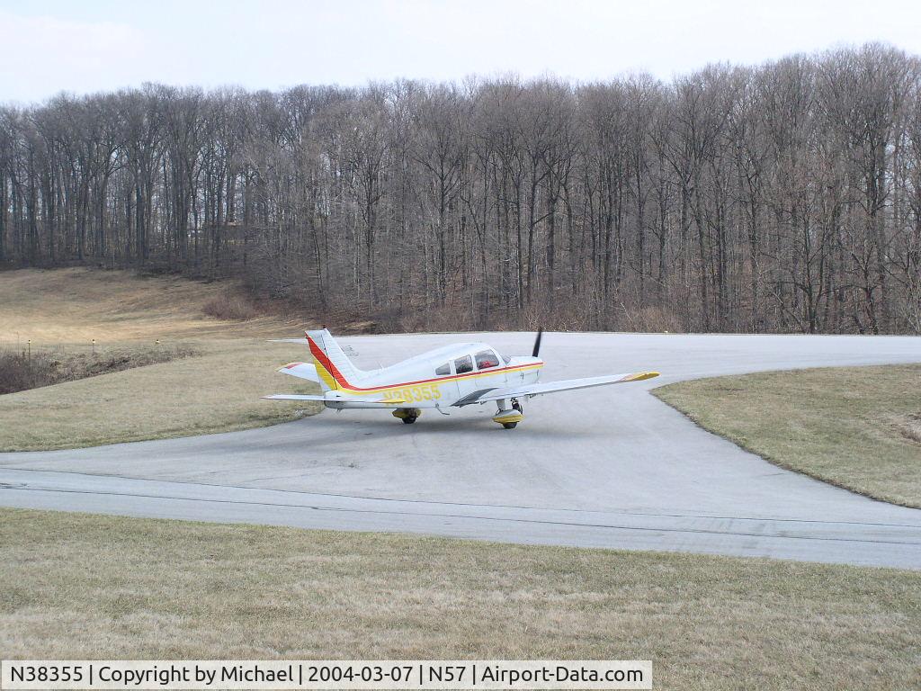 N38355, 1977 Piper PA-28-161 C/N 28-7716245, N38355 in flight training at New Garden Airport, Toughkenamon, PA
