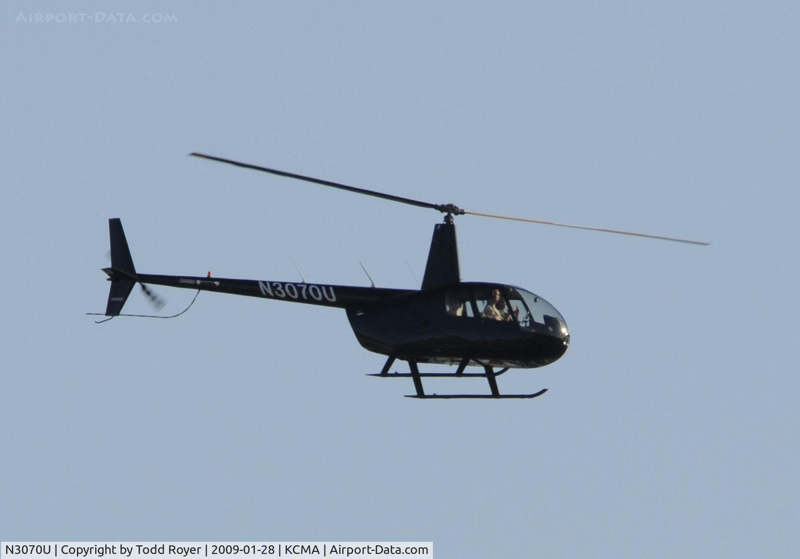 N3070U, 2007 Robinson R44 II C/N 11968, From the backyard