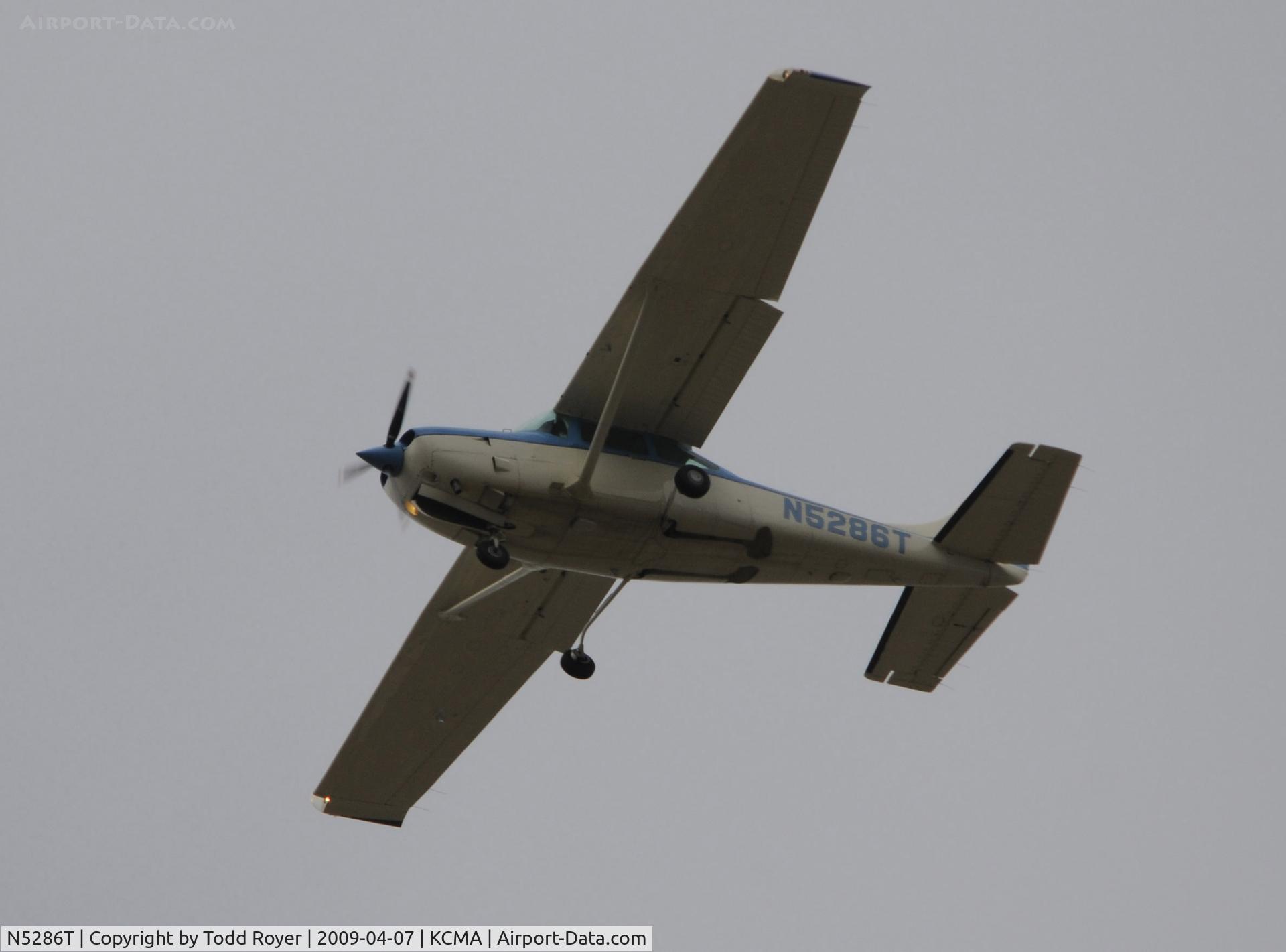 N5286T, 1984 Cessna R182 Skylane RG C/N R18201849, From the backyard