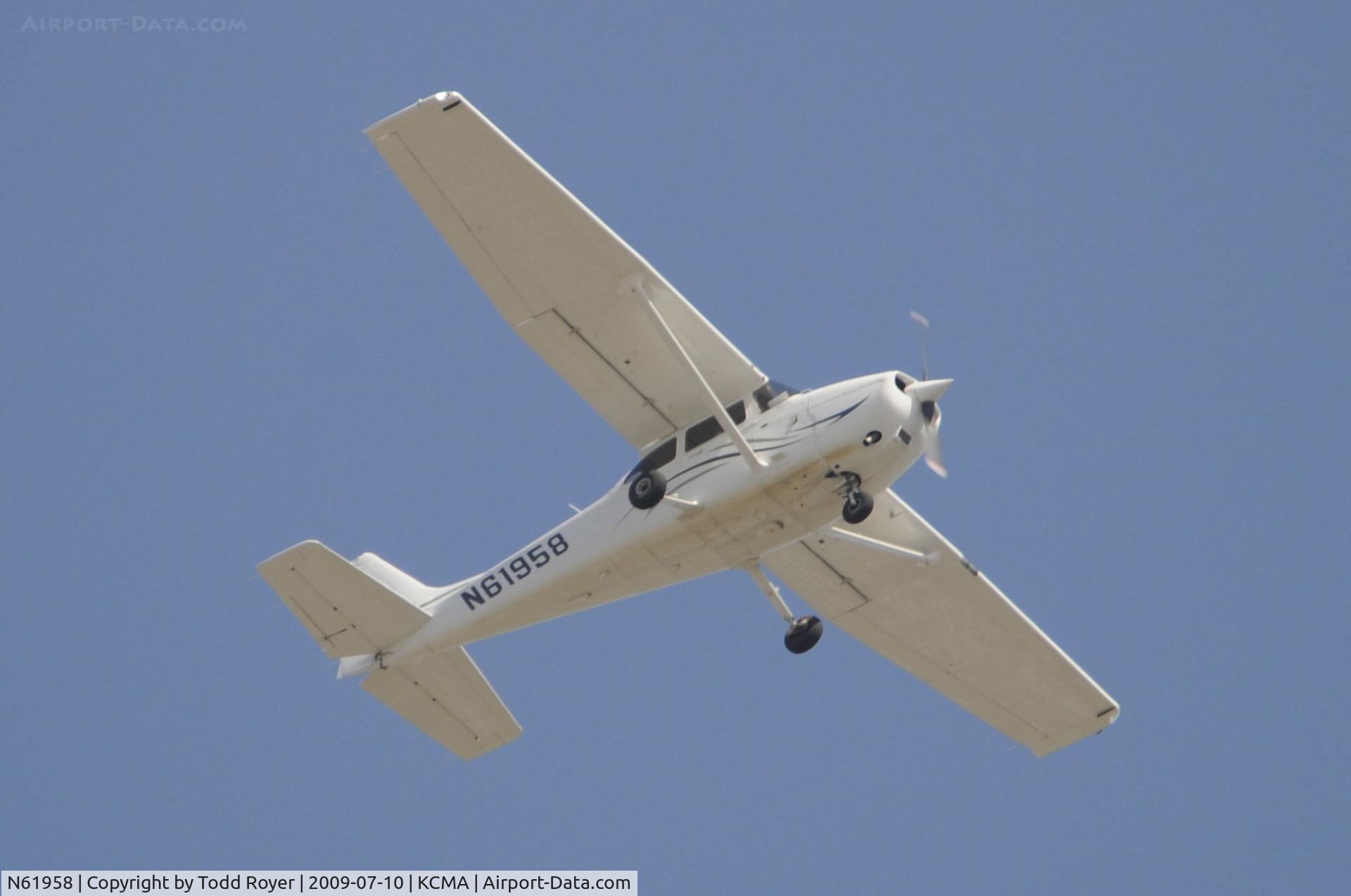N61958, 2008 Cessna 172R C/N 17281541, From the backyard