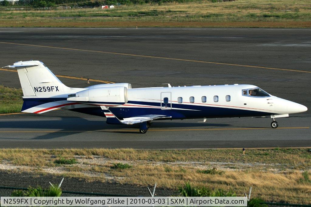 N259FX, 2005 Learjet 60 C/N 295, visitor