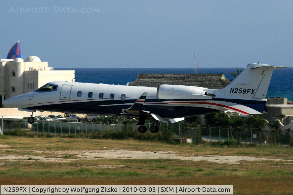 N259FX, 2005 Learjet 60 C/N 295, visitor