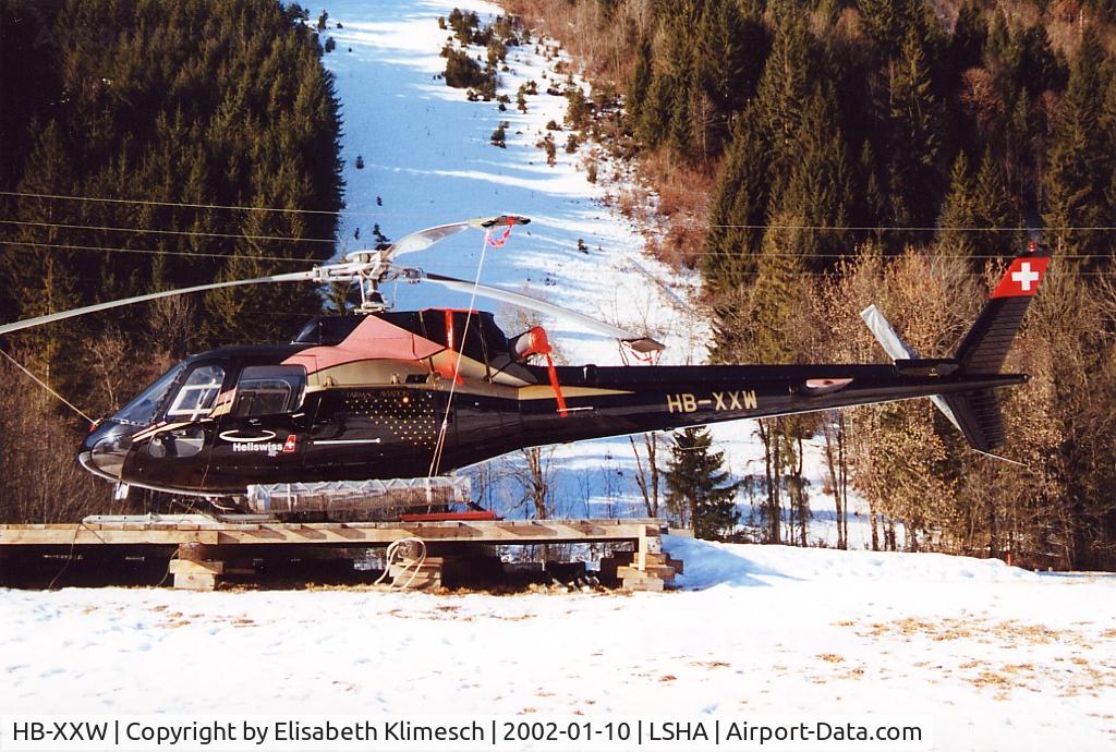 HB-XXW, 1990 Aerospatiale AS-350B-2 Ecureuil C/N 2405, at Gstaad