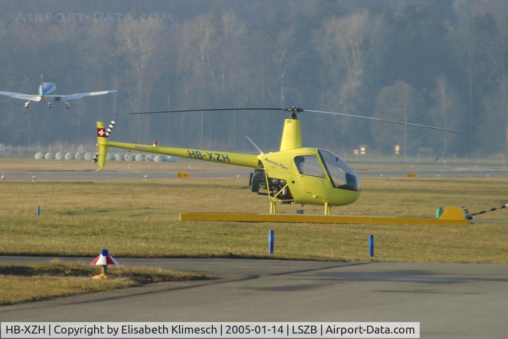 HB-XZH, 1992 Robinson R22 Beta C/N 2195, at Bern Airport