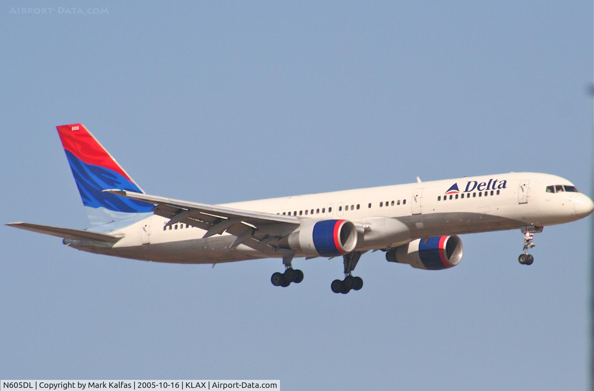 N605DL, 1984 Boeing 757-232 C/N 22812, Delta Airlines Boeing 757-232, 7R approach KLAX.