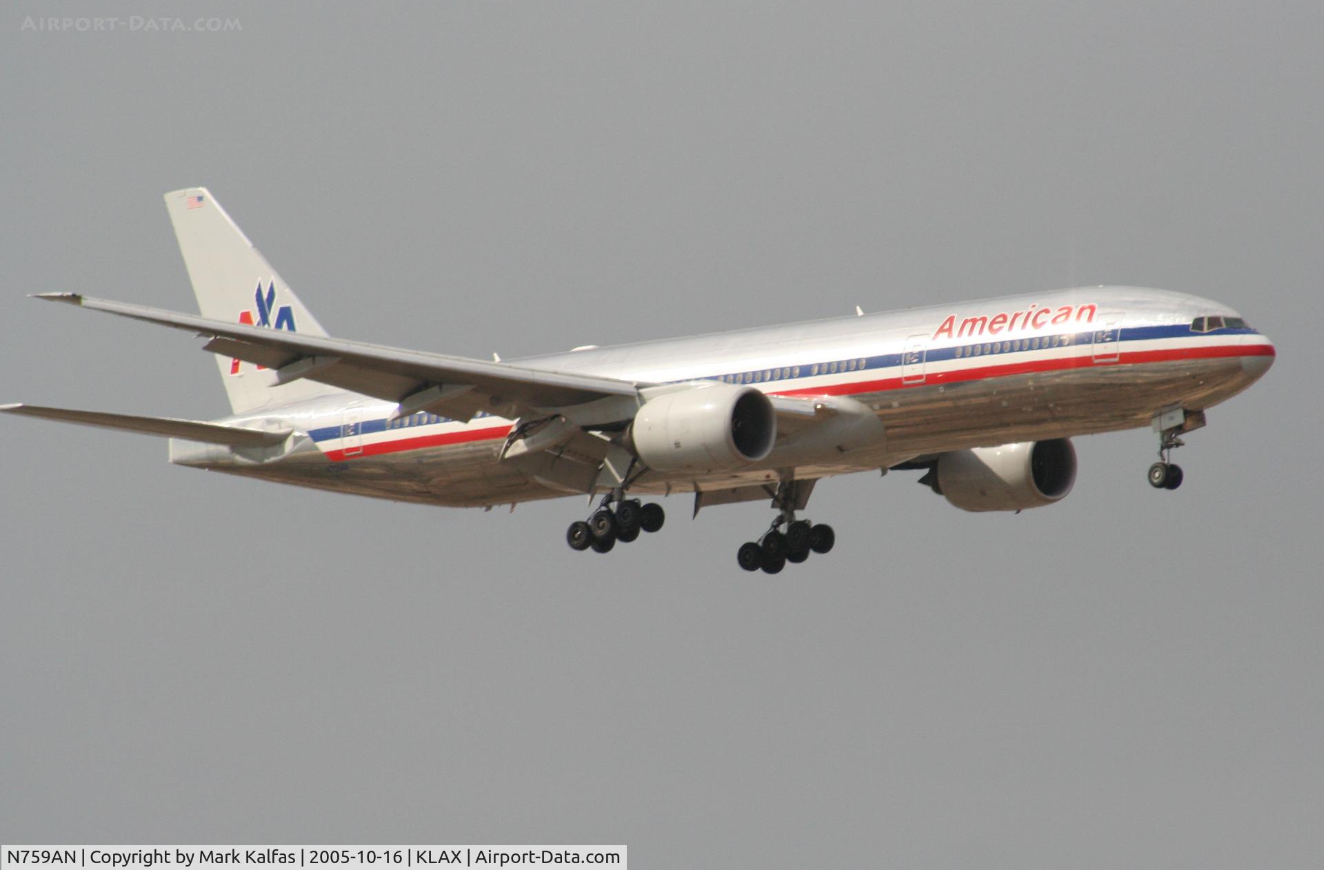 N759AN, 2001 Boeing 777-223/ER C/N 32638, American Airlines Boeing 777-223 N759AN, 7R approach KLAX.