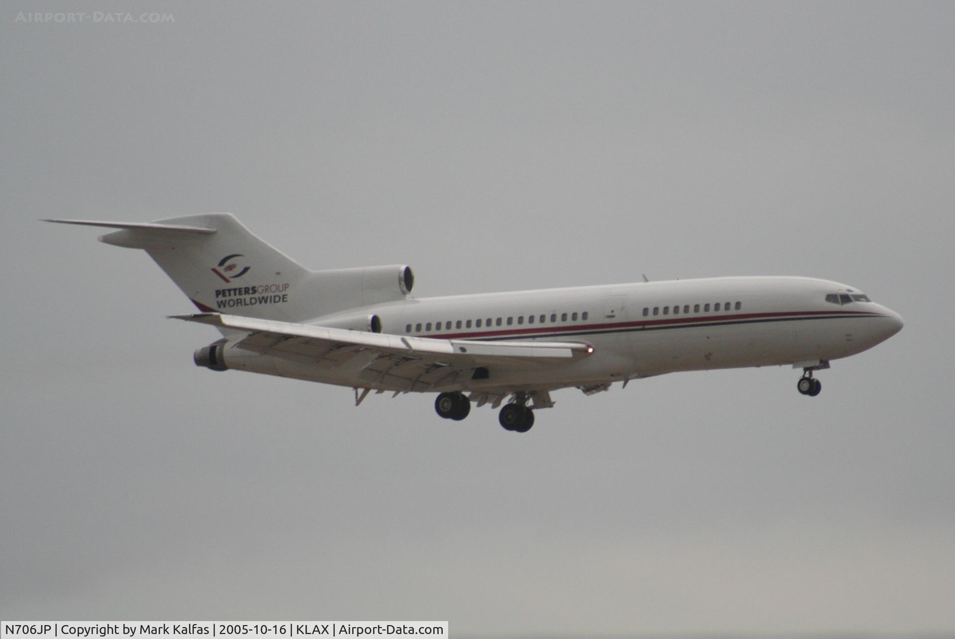 N706JP, 1967 Boeing 727-35 C/N 19835, Peters Group Boeing 727-35 N706JP, 7R approach KLAX.