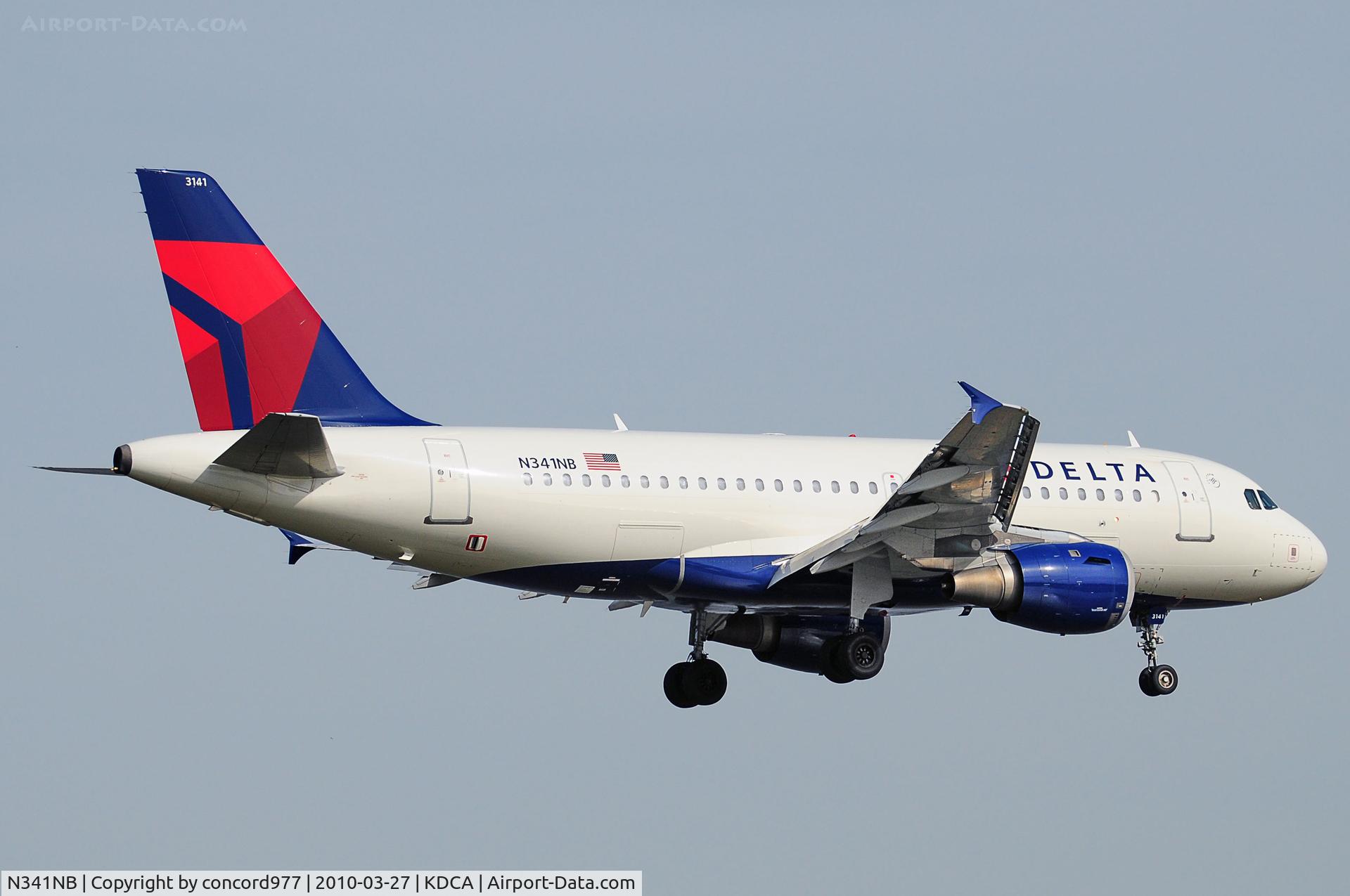 N341NB, 2002 Airbus A319-114 C/N 1738, Seen at KDCA on 3/27/2010