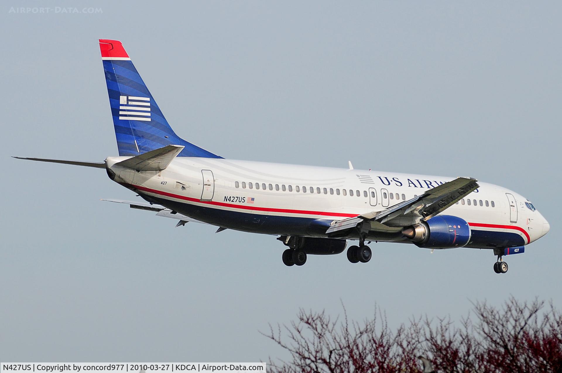 N427US, 1989 Boeing 737-4B7 C/N 24549, Seen at KDCA on 3/27/2010