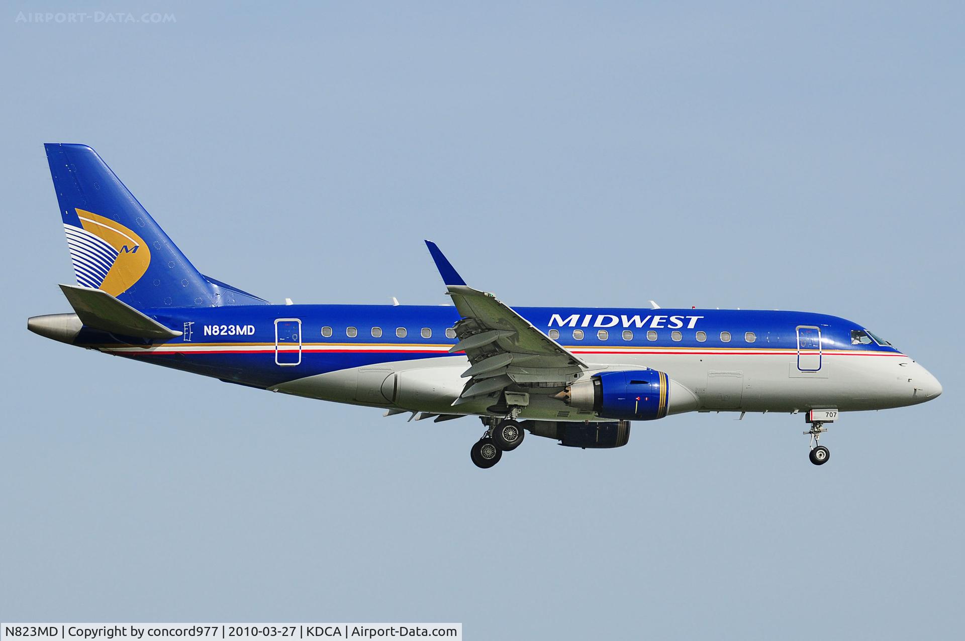 N823MD, 2005 Embraer 170SU (ERJ-170-100SU) C/N 17000044, Seen at KDCA on 3/27/2010