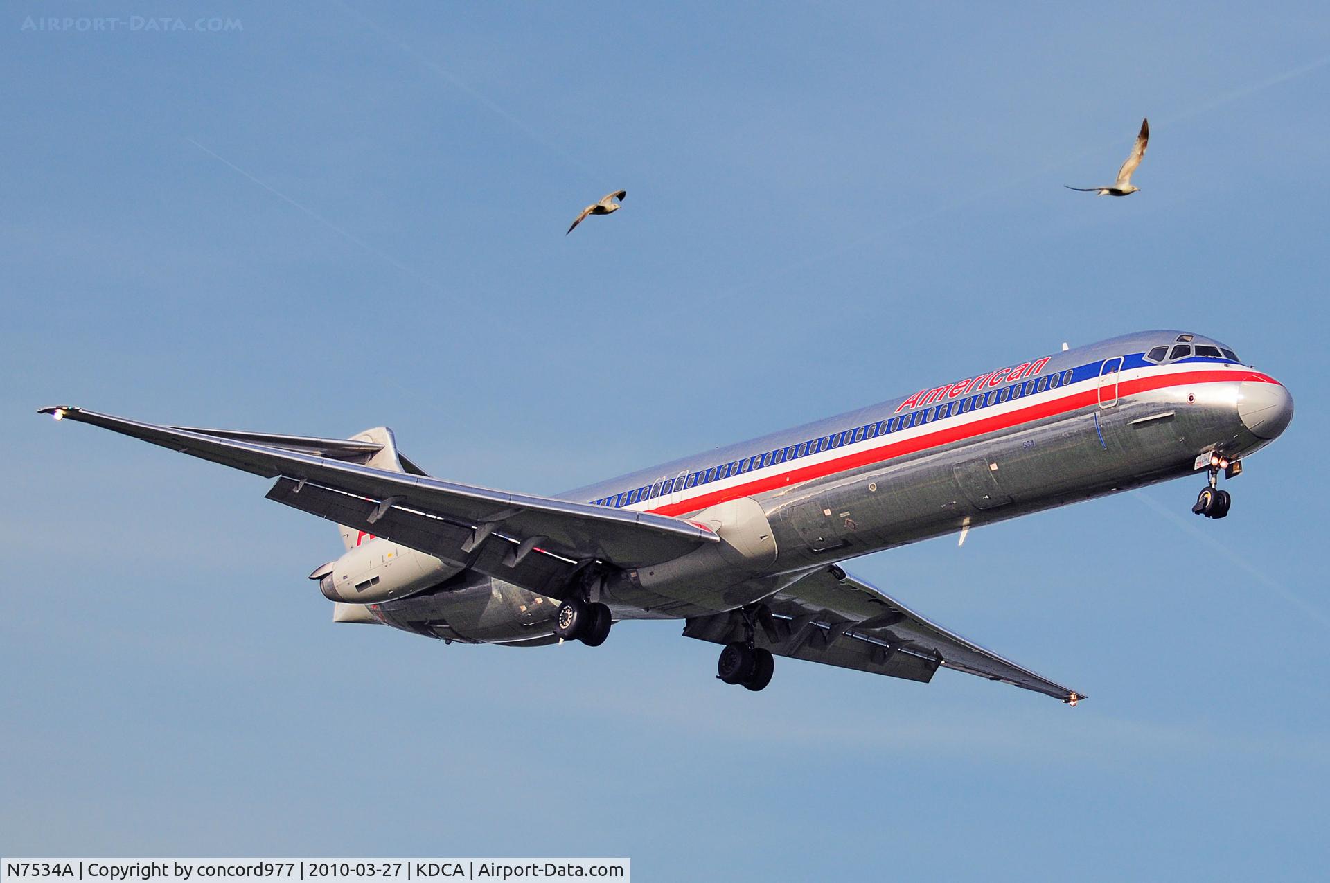 N7534A, 1990 McDonnell Douglas MD-82 (DC-9-82) C/N 49988, Seen at KDCA on 3/27/2010