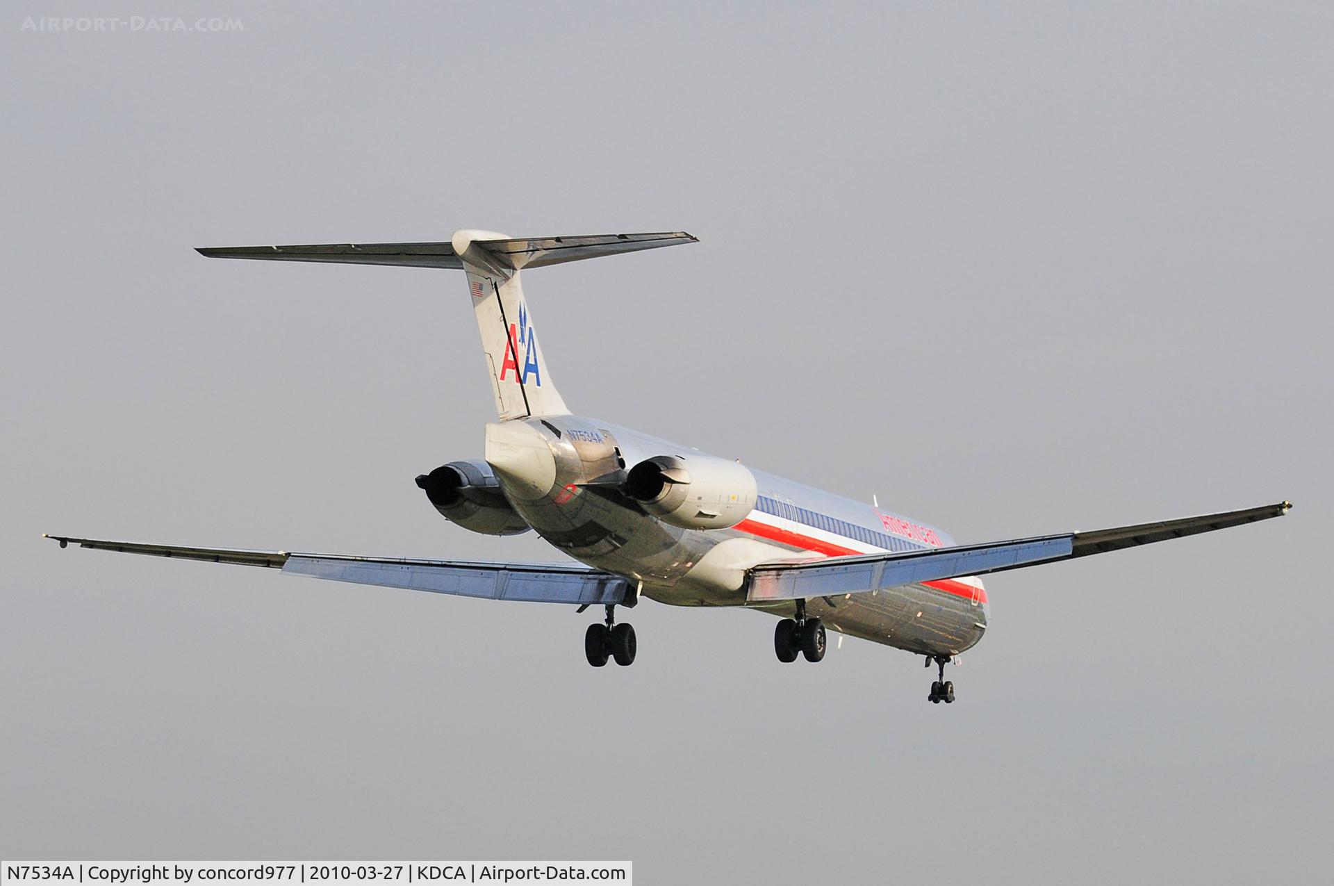 N7534A, 1990 McDonnell Douglas MD-82 (DC-9-82) C/N 49988, Seen at KDCA on 3/27/2010