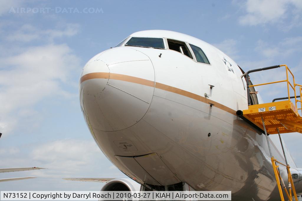 N73152, 2000 Boeing 767-224ER C/N 30431, B762 nose view.