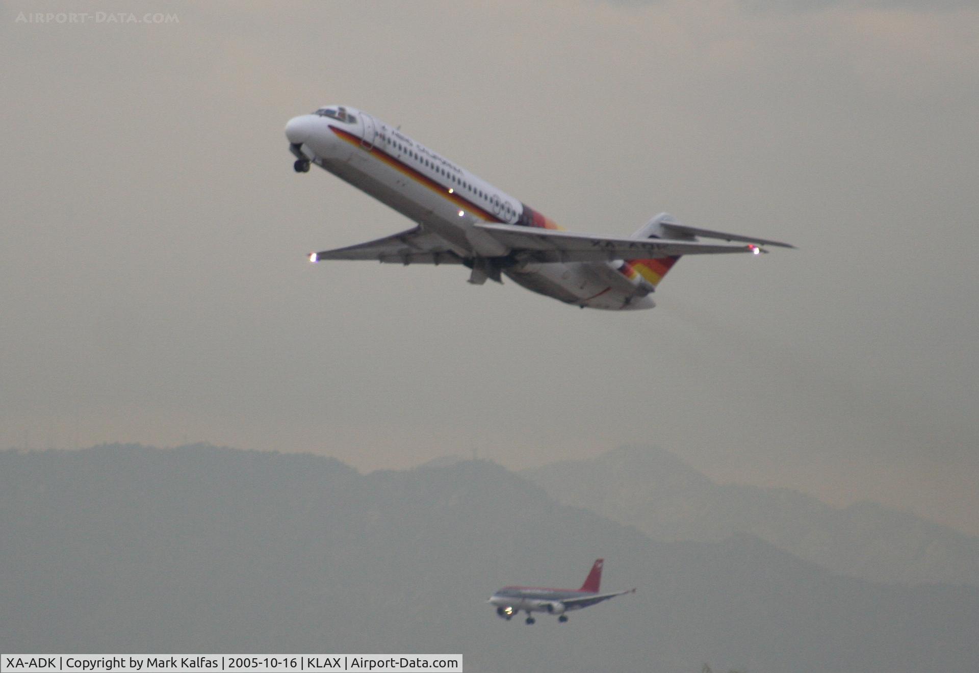 XA-ADK, Douglas DC-9-32 C/N 47131, Aero California McDonnell Douglas DC-9-32, XA-ADK 25R departure KLAX.