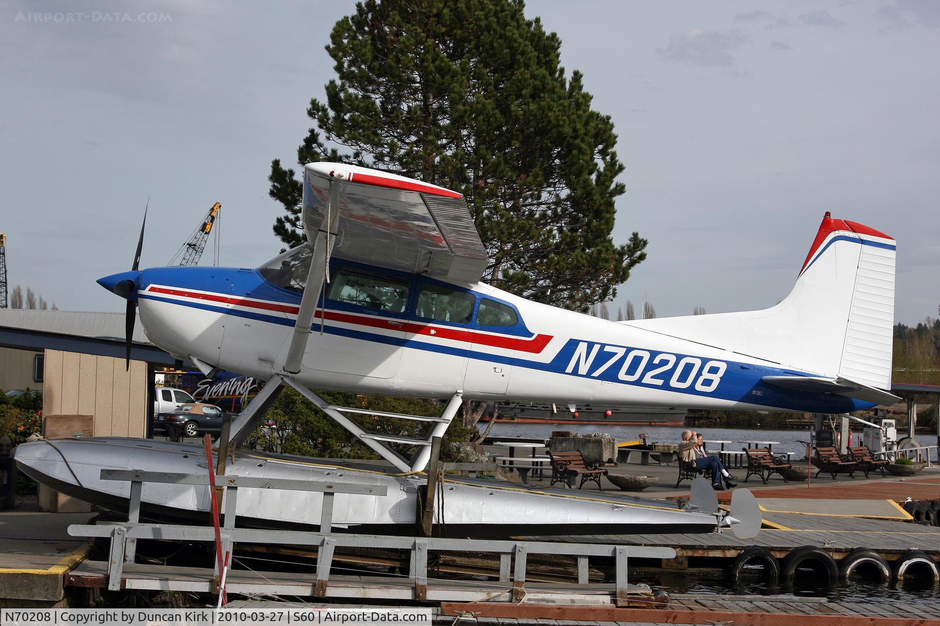 N70208, 1972 Cessna A185E Skywagon 185 C/N 18502058, Readying for the forklift