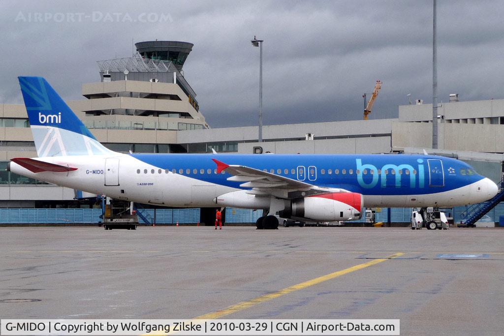 G-MIDO, 2002 Airbus A320-232 C/N 1987, visitor