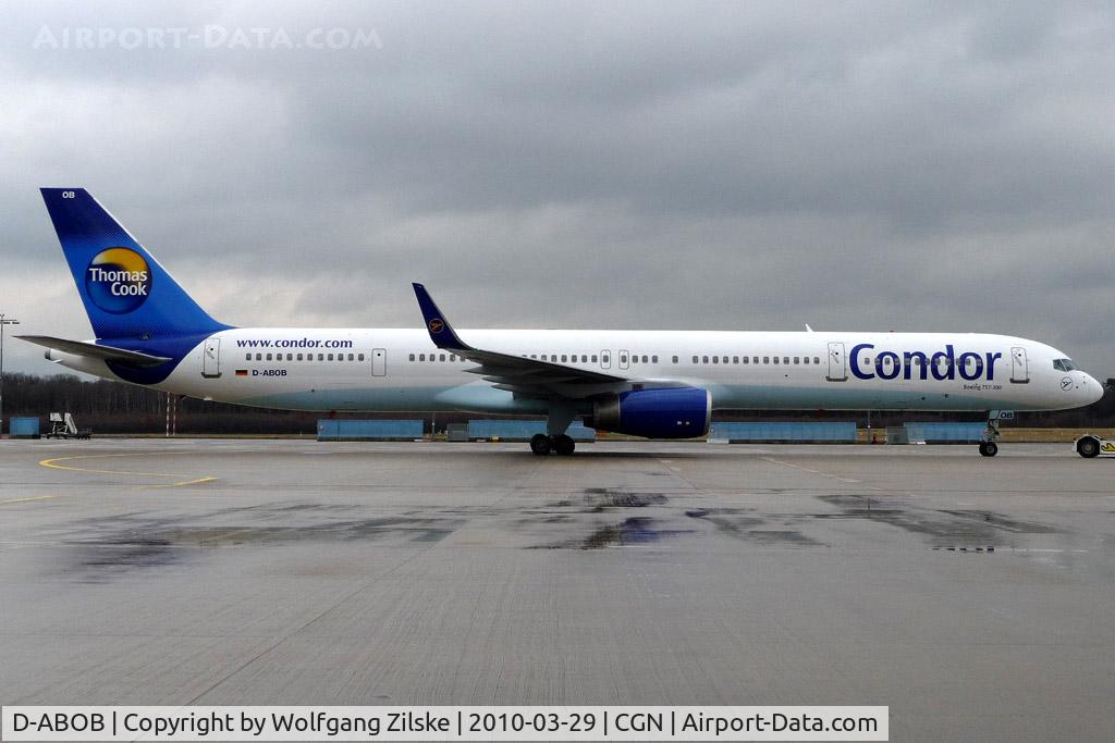 D-ABOB, 1998 Boeing 757-330 C/N 29017, visitor