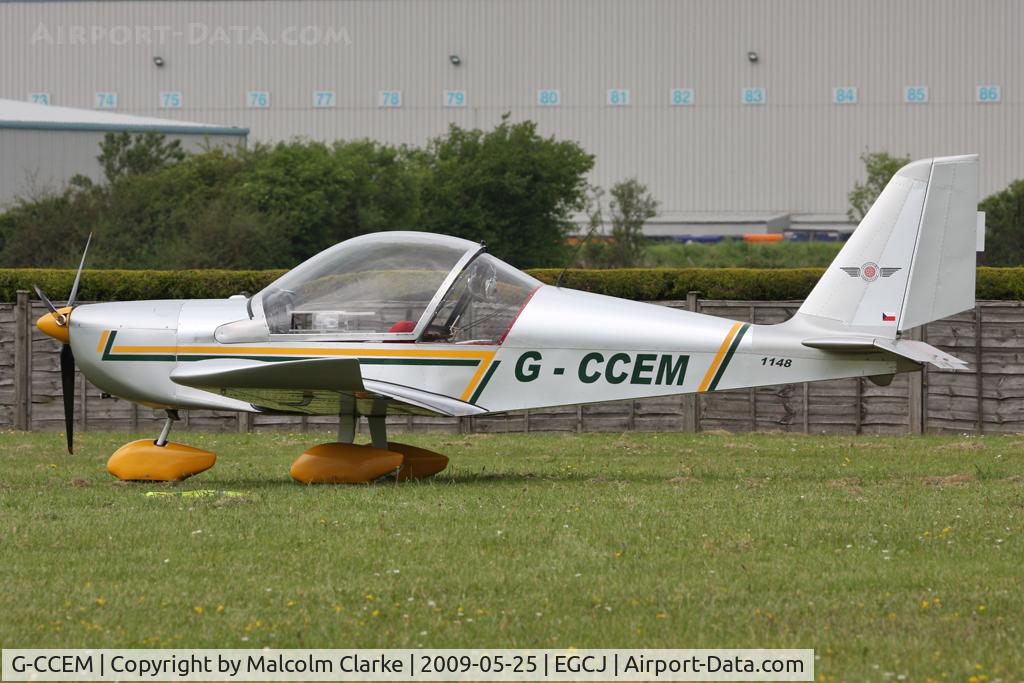 G-CCEM, 2003 Aerotechnik EV-97A Eurostar C/N PFA 315-13987, Aerotechnik EV-97 Eurostar at Sherburn-in-Elmet Airfield, UK in 2006.