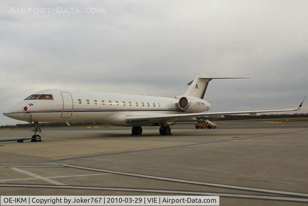 OE-IKM, 2001 Bombardier BD-700-1A10 Global Express C/N 9112, Private Bombardier BD-700-1A10 Global Express XRS