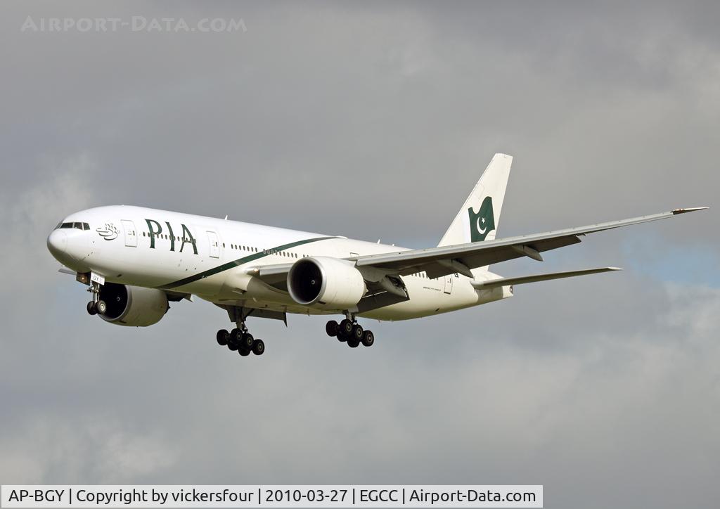 AP-BGY, 2005 Boeing 777-240/LR C/N 33781, PIA