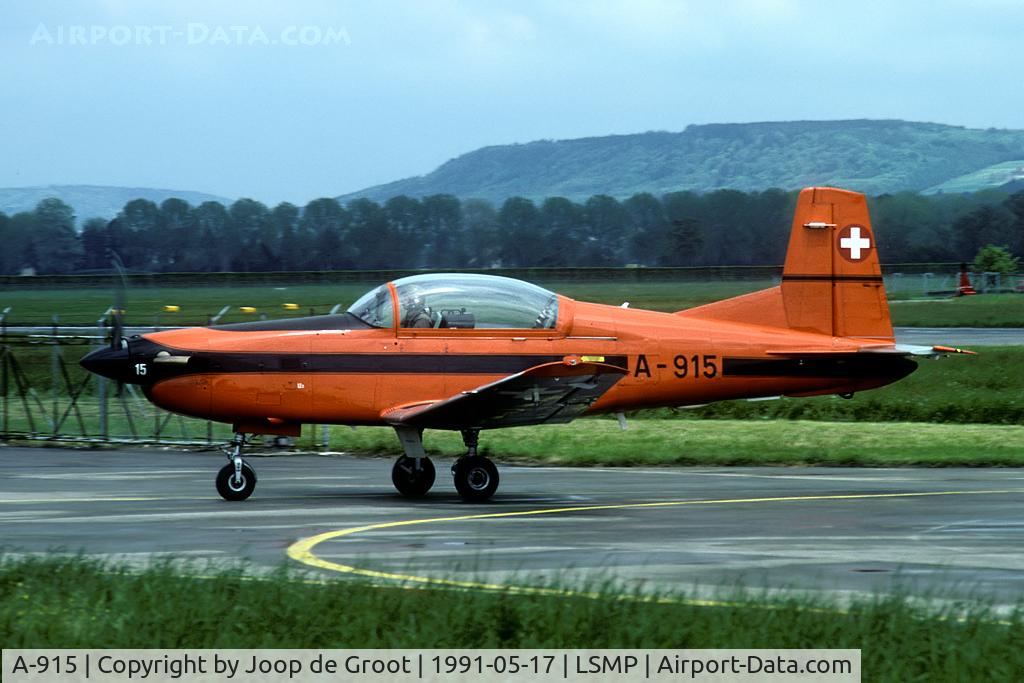 A-915, 1983 Pilatus PC-7 Turbo Trainer C/N 323, return from a local flight