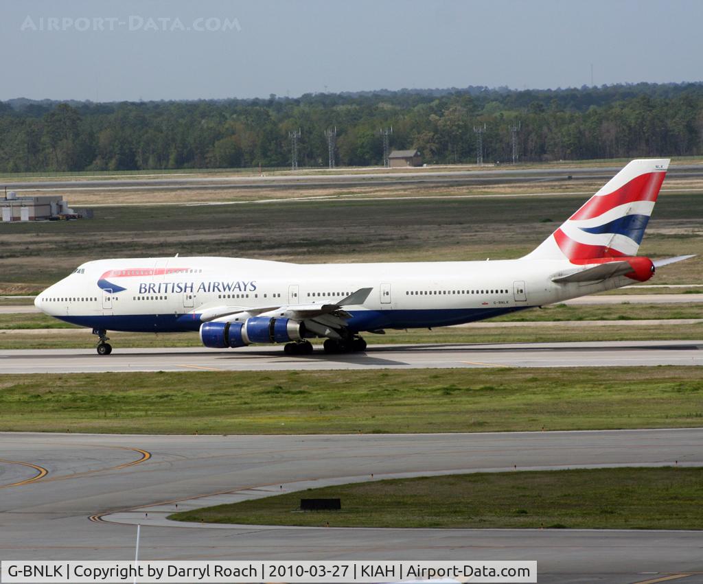 G-BNLK, 1990 Boeing 747-436 C/N 24053, BAW B744 comes to a stop using reverse thrust on 26L.
