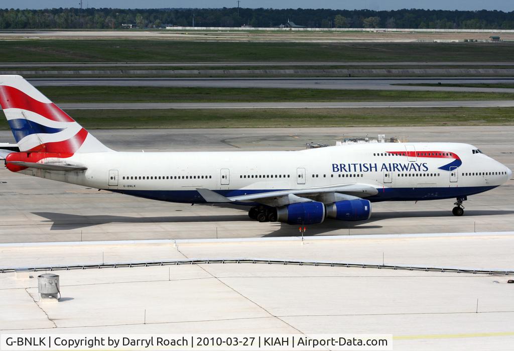 G-BNLK, 1990 Boeing 747-436 C/N 24053, BAW taxis to the gate at international Terminal D.