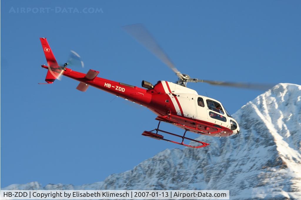 HB-ZDD, 2001 Eurocopter AS-350B-3 Ecureuil Ecureuil C/N 3414, at Lauberhorn