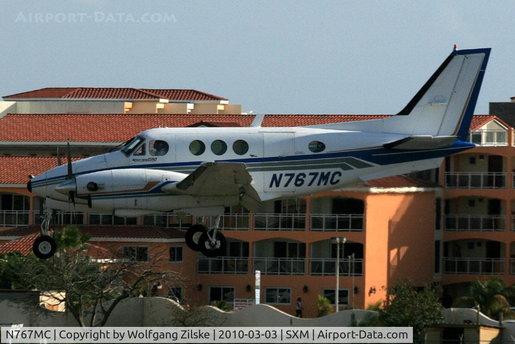 N767MC, 1973 Beech C90 C/N LJ-595, visitor