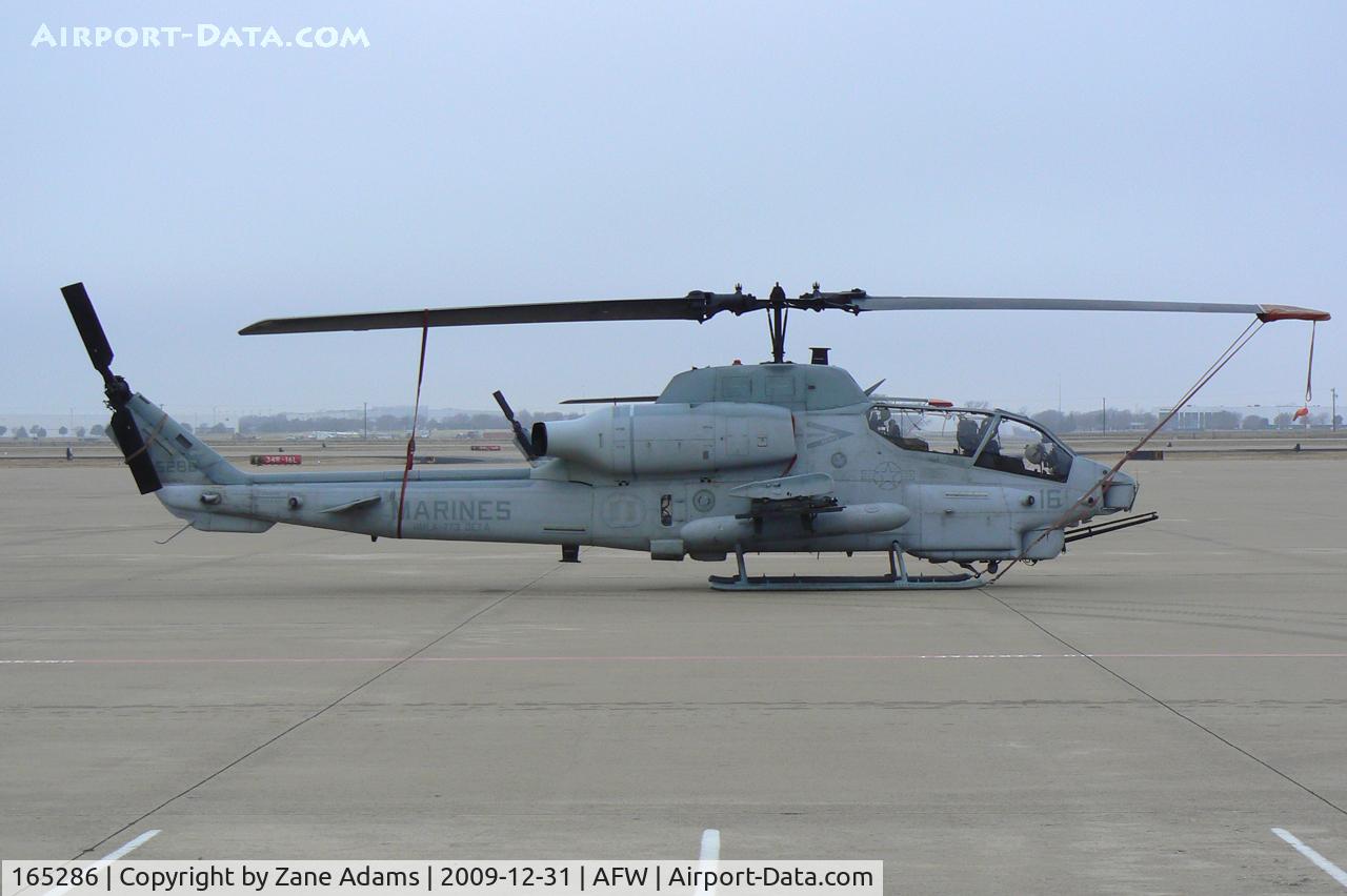 165286, Bell AH-1W Super Cobra C/N 26334, At Fort Worth Alliance Airport