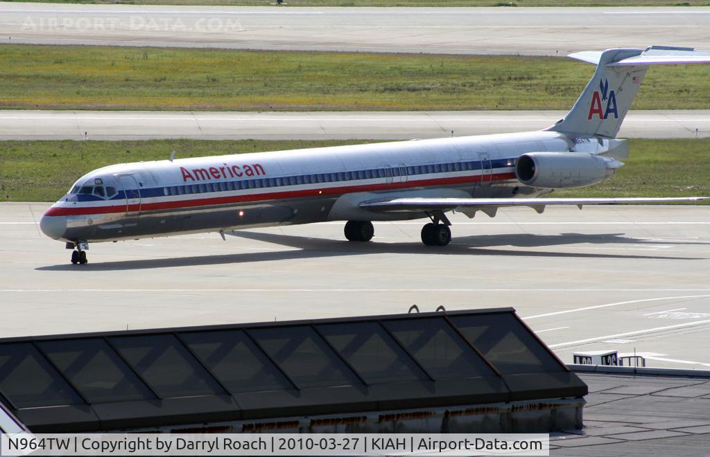 N964TW, 1999 McDonnell Douglas MD-83 (DC-9-83) C/N 53614, MD83 parks at Terminal A.