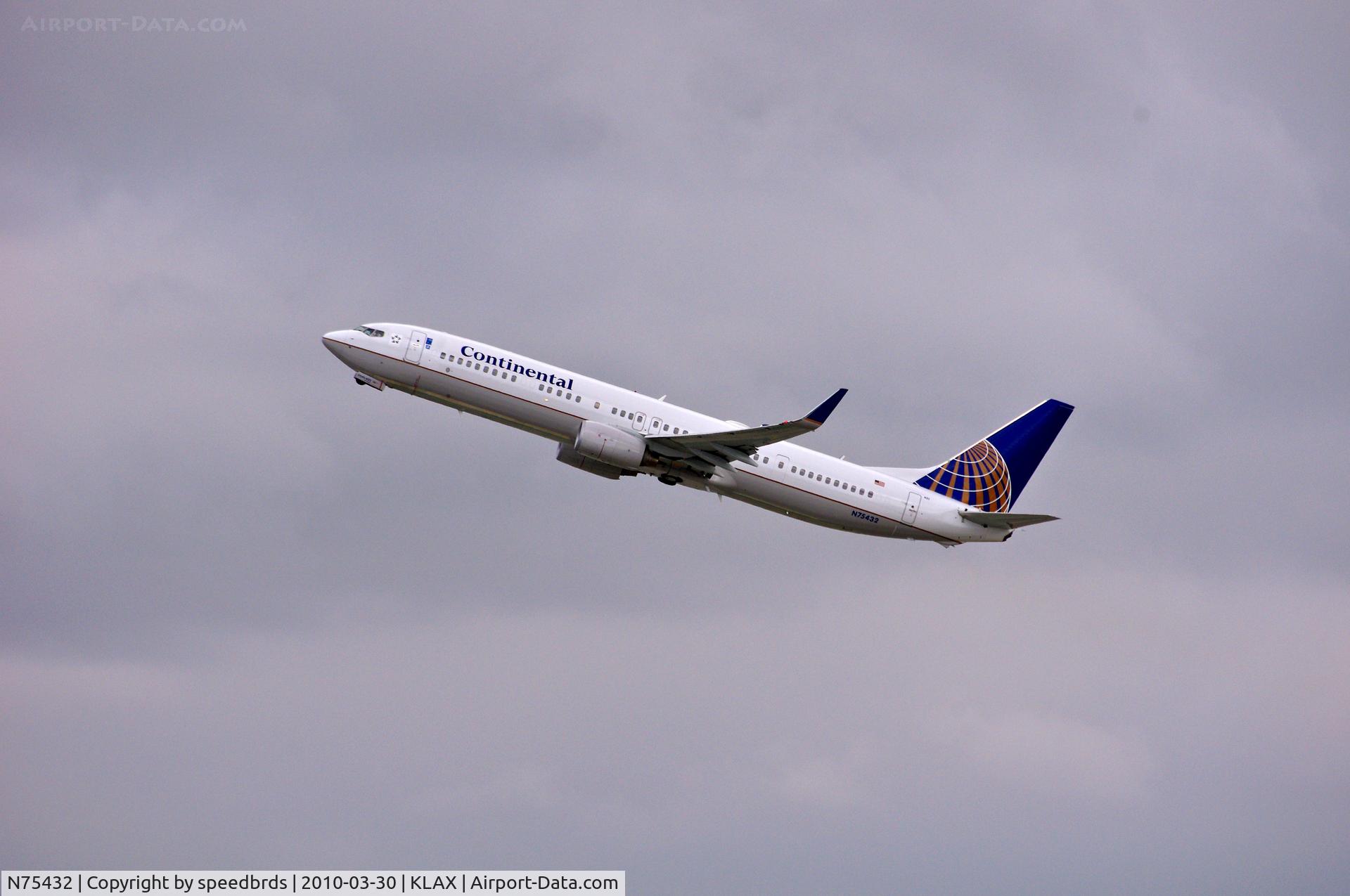 N75432, 2009 Boeing 737-924/ER C/N 32835, Continental Airlines 737-924ER