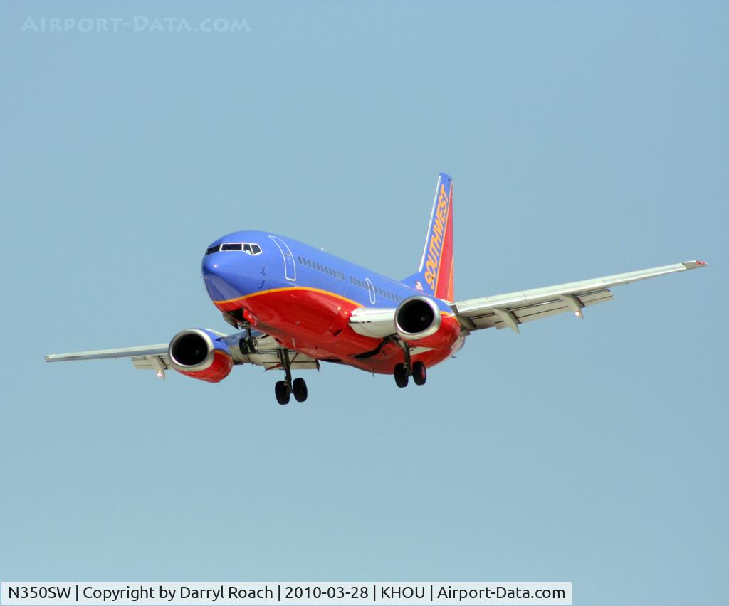 N350SW, 1989 Boeing 737-3H4 C/N 24409, B733 short final 30L.