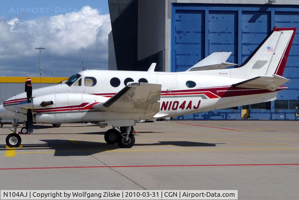 N104AJ, 1988 Beech C90A King Air C/N LJ-1164, visitor