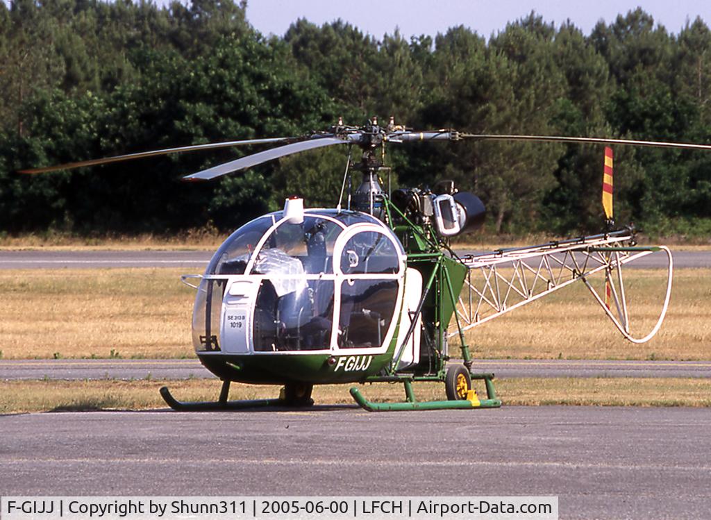 F-GIJJ, Eurocopter SE-313B Alouette II C/N 1019, Parked...