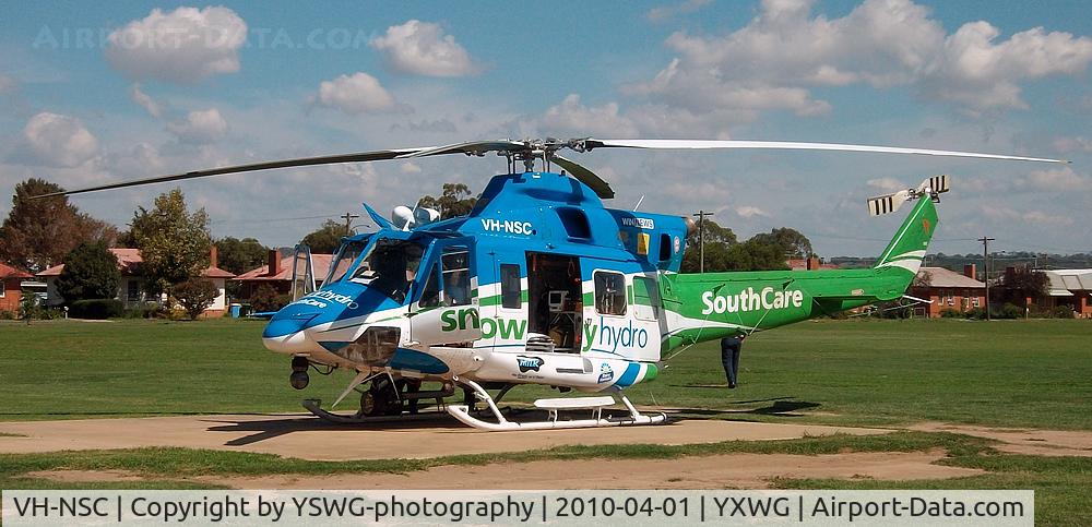 VH-NSC, 1975 Bell 412 C/N 33029, snowyhydro SouthCare VH-NSC Bell 412 Helicopter at the Duke of Kent Oval Helipad in Wagga Wagga.