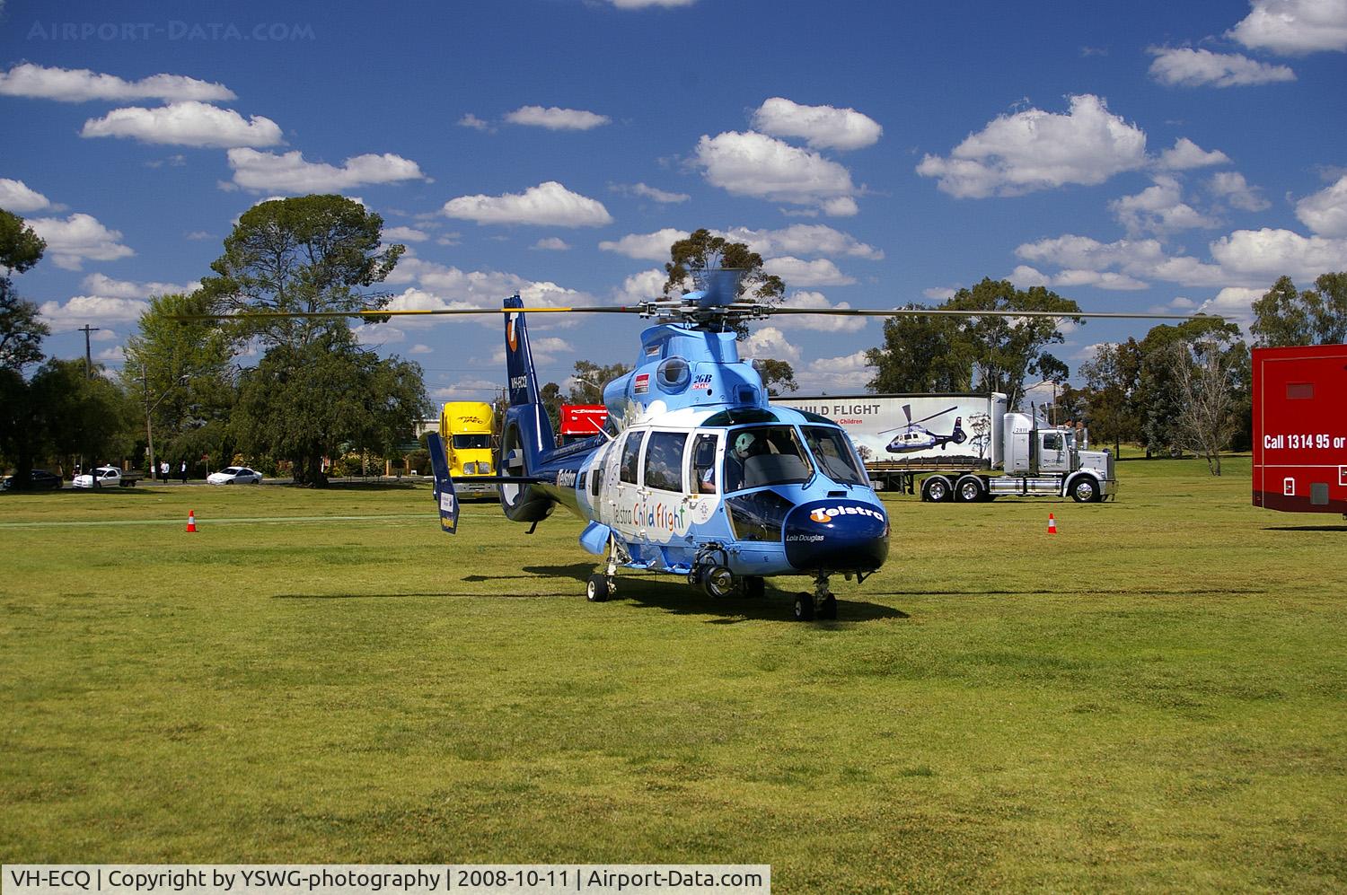 VH-ECQ, 1993 Eurocopter AS-365N-2 Dauphin 2 C/N 6461, Telstra ChildFlight VH-ECQ Eurocopter AS 365 Dauphin N2 at Bolton Park in Wagga Wagga.
