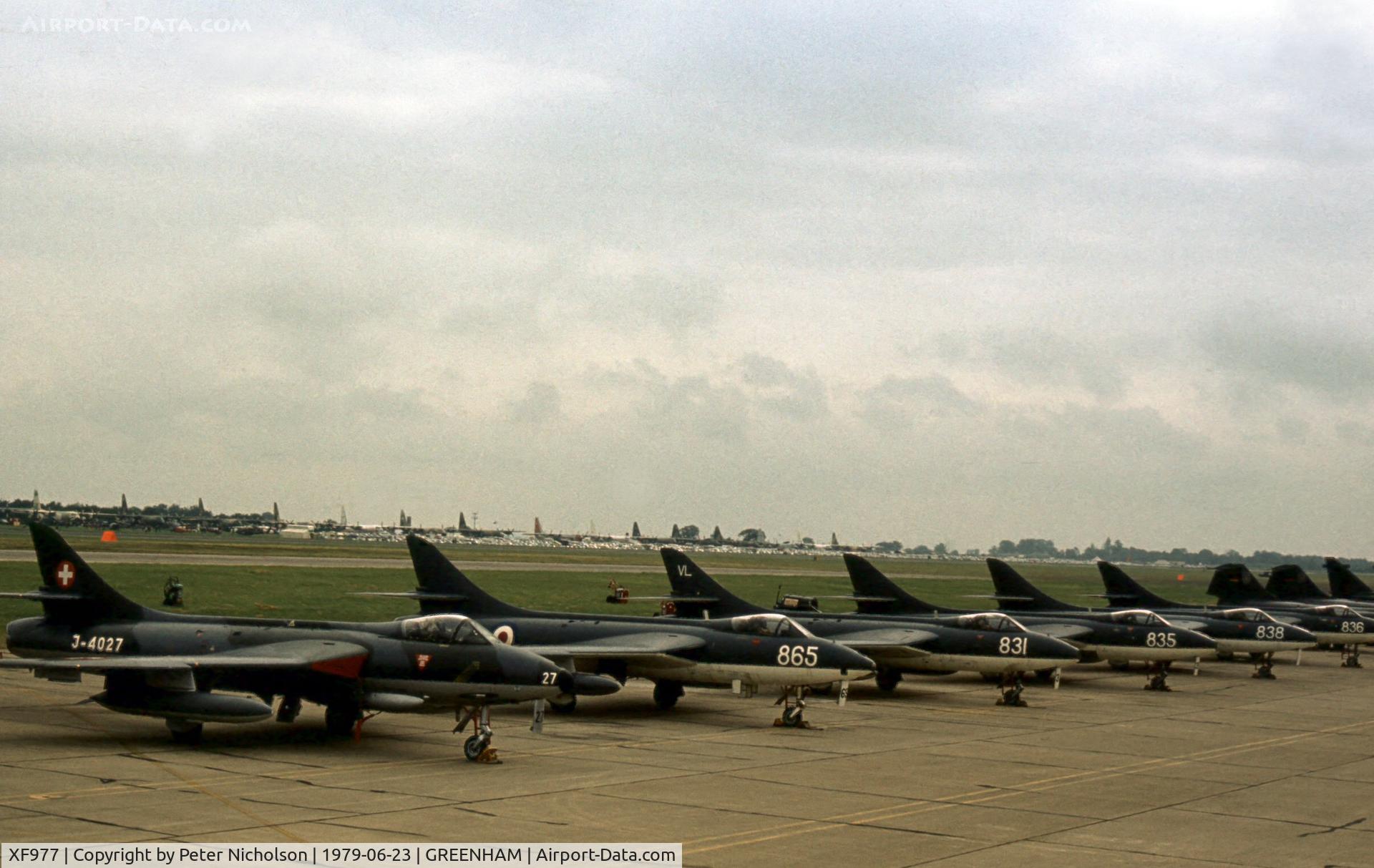 XF977, 1956 Hawker Hunter PR.11 C/N HABL-003132, Hunter PR.11 coded 865 of FRADU - Fleet Requirements and Air Direction Unit - with others of the Blue Herons display team at the 1979 Intnl Air Tattoo at RAF Greenham Common.