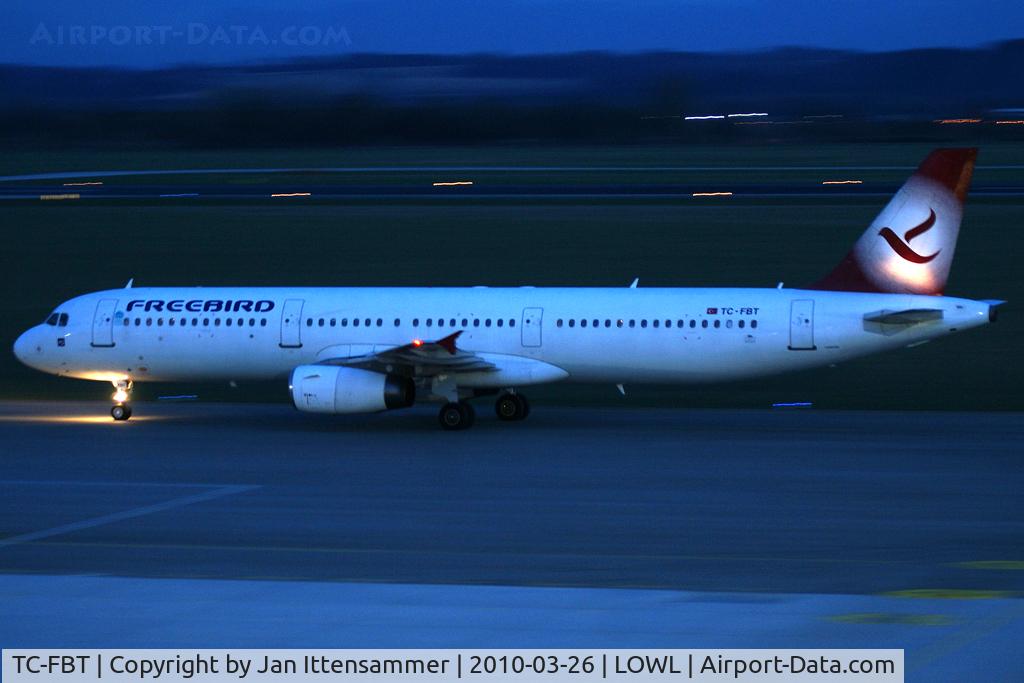 TC-FBT, 1998 Airbus A321-131 C/N 855, A stormy evening!!