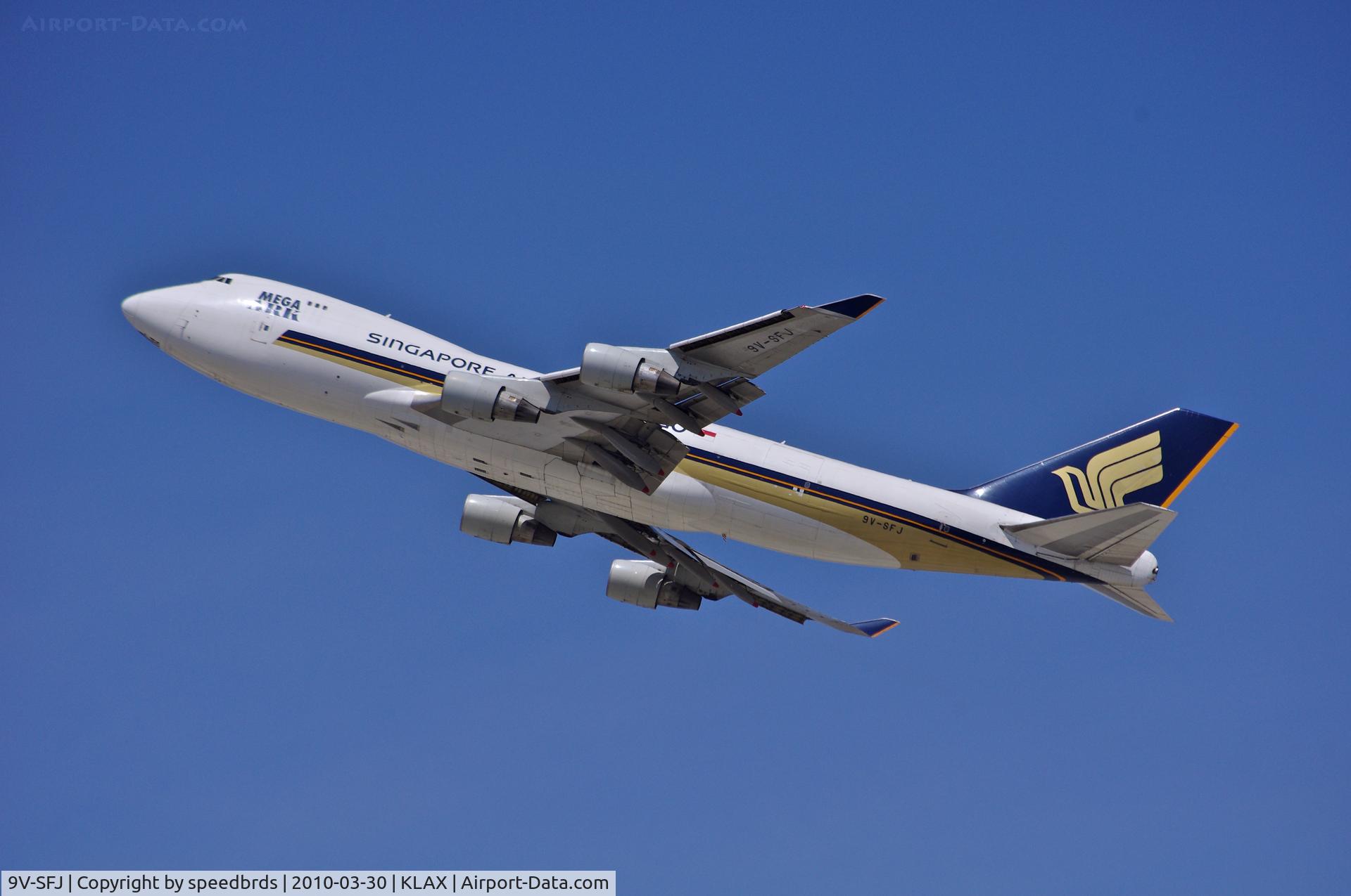 9V-SFJ, 2001 Boeing 747-412F/SCD C/N 26559, Singapore Airlines Cargo 